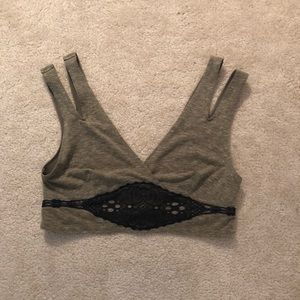 💕 Free People Army Green Lacey Crop Top
